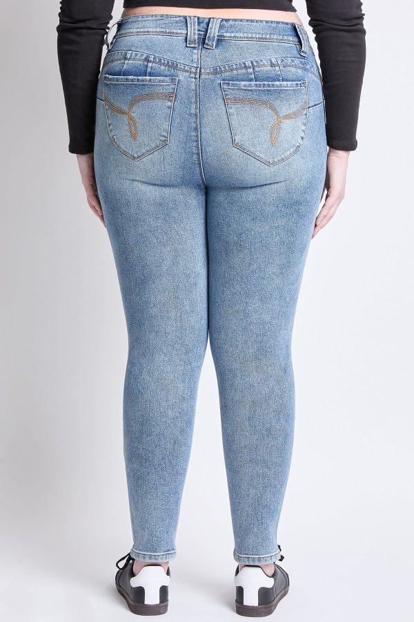 Women's Plus WannaBettaButt Mid Rise Embroidered Skinny Jean - Image 4