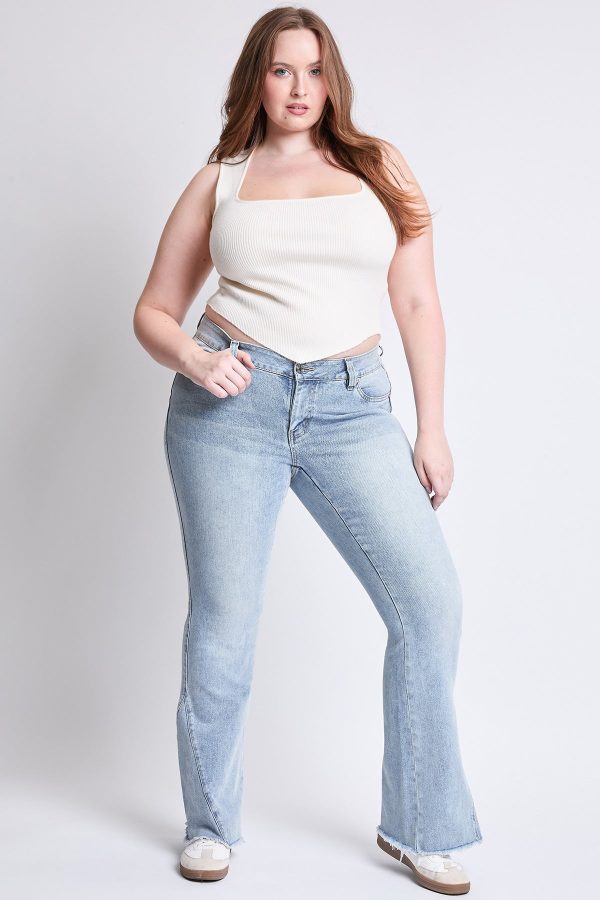 Women's Plus Low Rise Frayed Hem Flare Jeans - Image 7