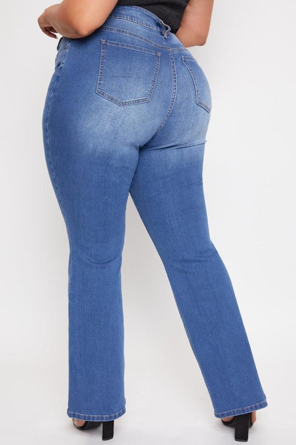 Women's Plus Size Basic Flare Jeans - Image 2
