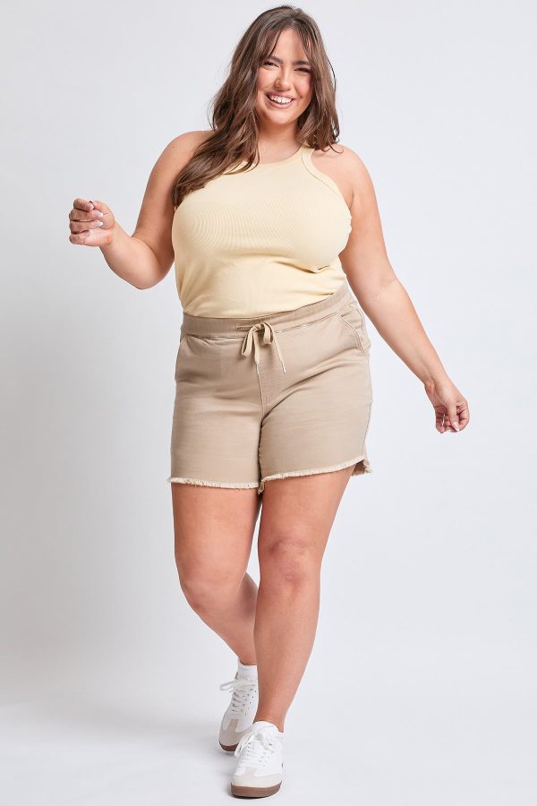 Women's Plus Frayed Hem Pull-on Shorts - Image 6