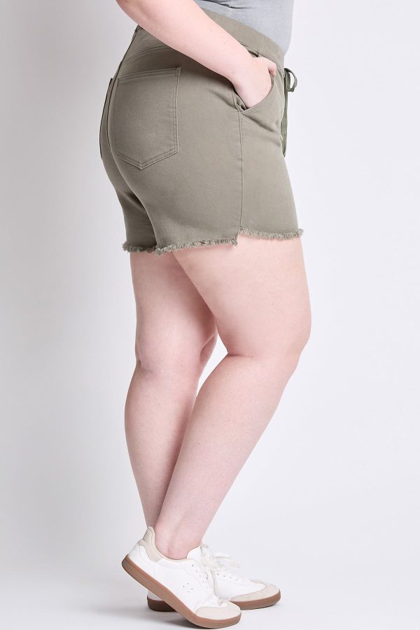 Women's Plus Frayed Hem Pull-on Shorts - Image 4